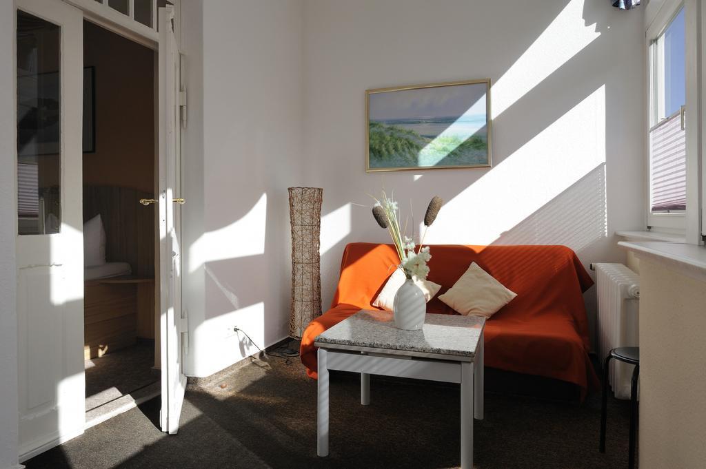 Pension Am Klünderberg Binz Exterior foto